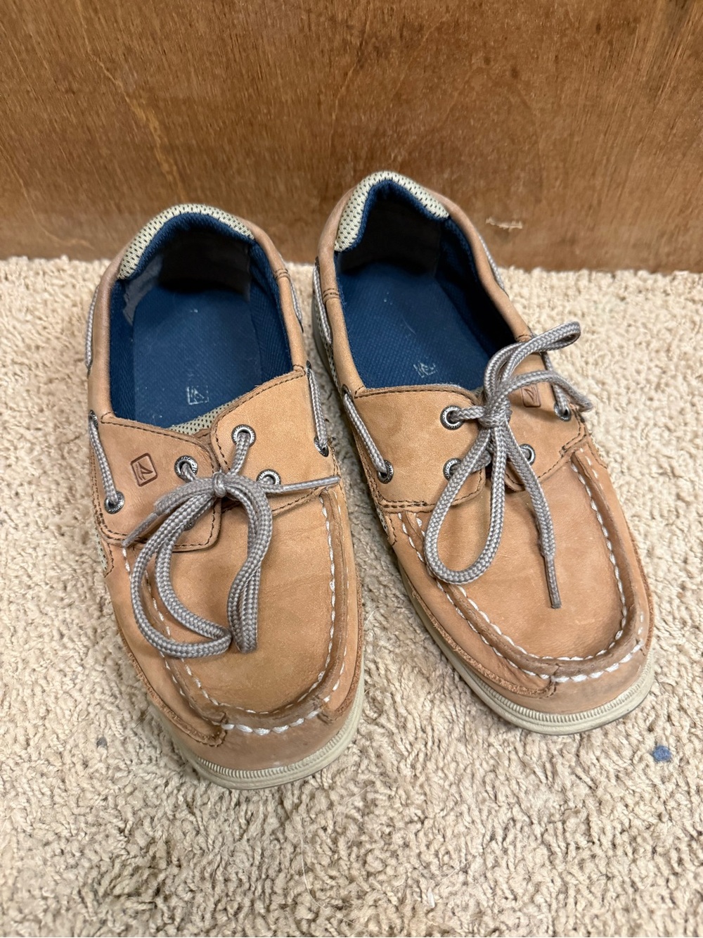 Sperry Tan Leather Boat Shoes with Gray Laces